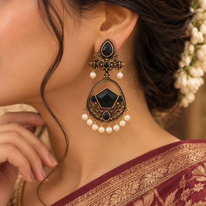 Mehndi Gold Noir Chandeliers