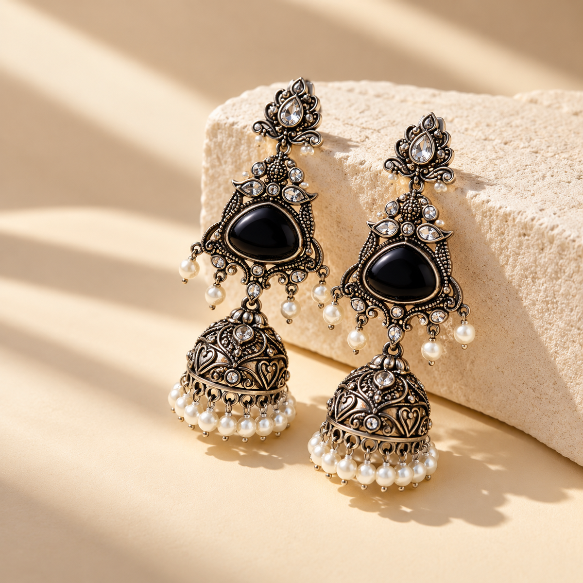 Noir Royale Jhumka